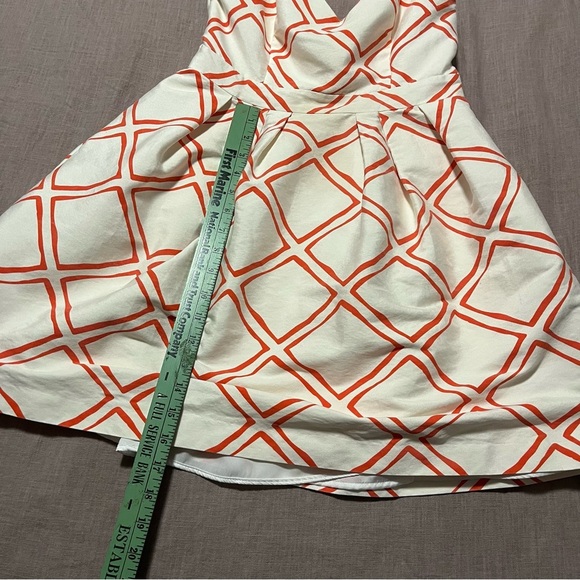 Elizabeth McKay White and Orange Mini Dress Size 4 Pockets Boning in bodice Hoco - Picture 4 of 8